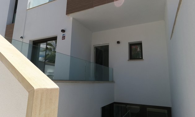 Resale - Villa -
Algorfa - La Finca Golf Resort