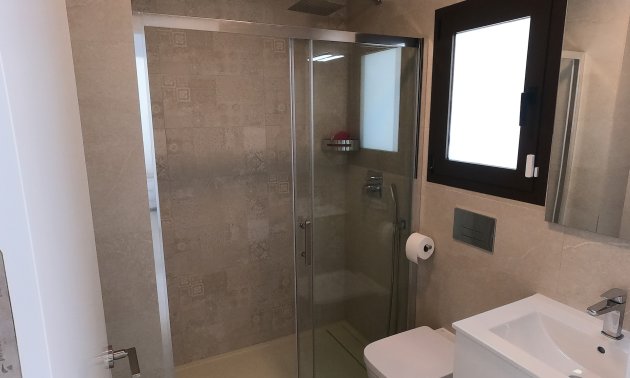 Resale - Villa -
Algorfa - La Finca Golf Resort