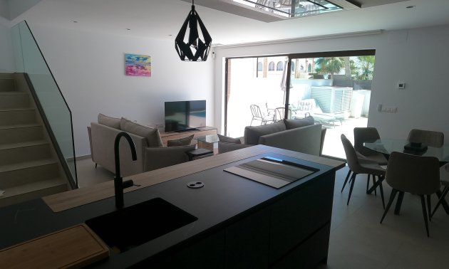 Resale - Villa -
Algorfa - La Finca Golf Resort