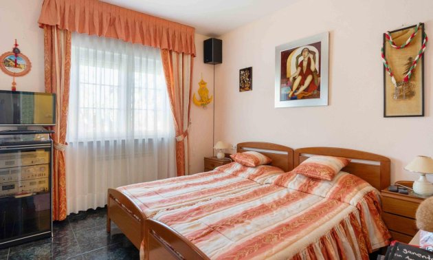 Rynek wtórny - Willa -
Orihuela Costa - Cabo Roig