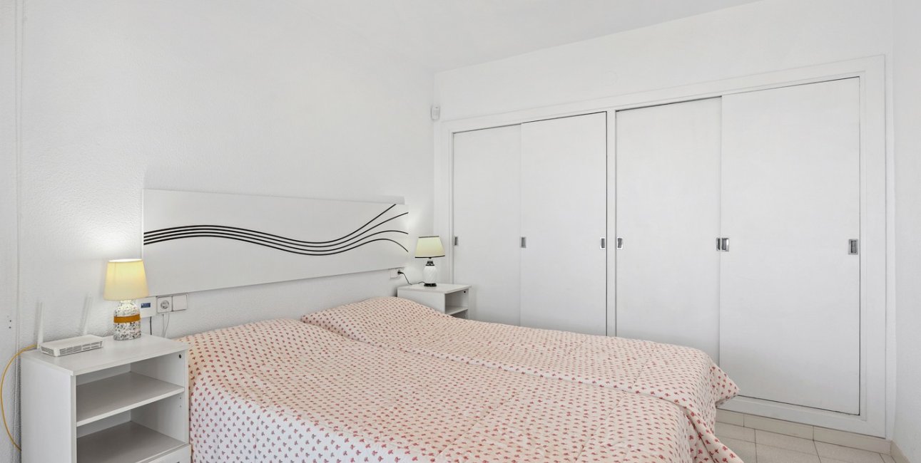 Resale - Apartment / flat -
Santa Pola - Santa Pola - Town