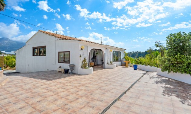 Resale - Country House -
La Nucia - La Nucia - Country
