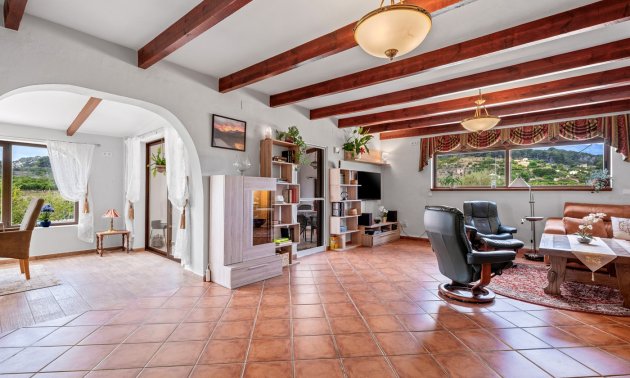 Resale - Country House -
La Nucia - La Nucia - Country