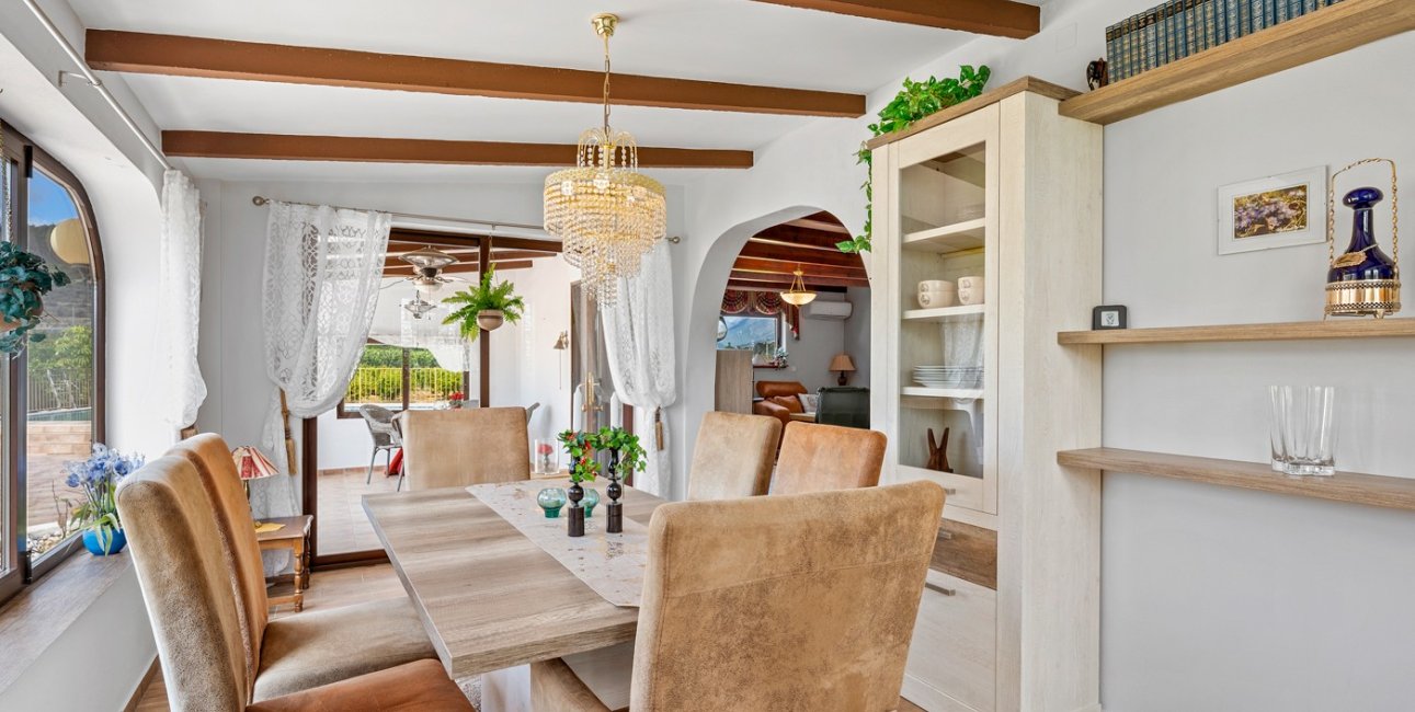 Resale - Country House -
La Nucia - La Nucia - Country