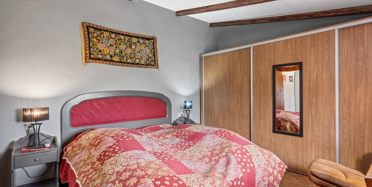 Resale - Country House -
La Nucia - La Nucia - Country
