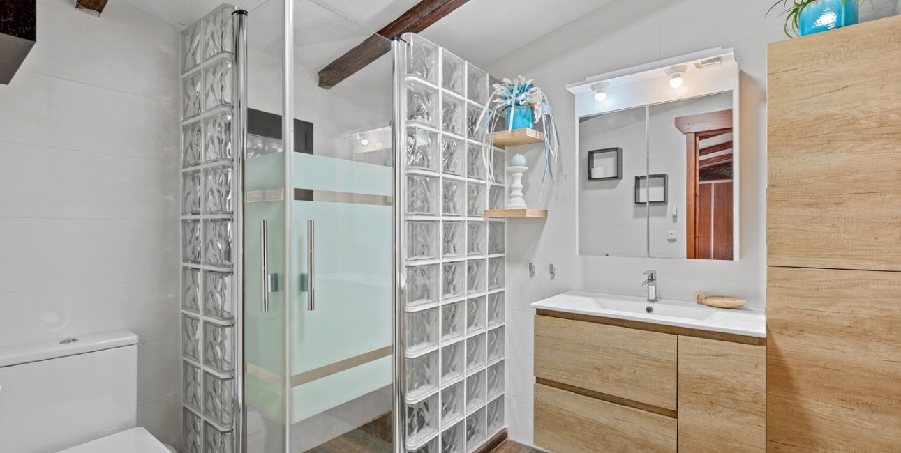 Resale - Country House -
La Nucia - La Nucia - Country
