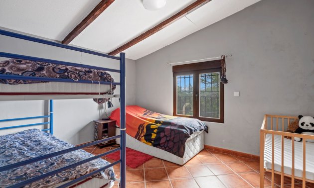 Resale - Country House -
La Nucia - La Nucia - Country
