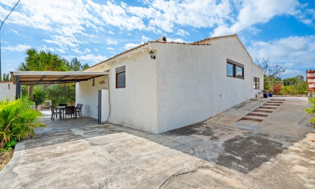 Resale - Country House -
La Nucia - La Nucia - Country