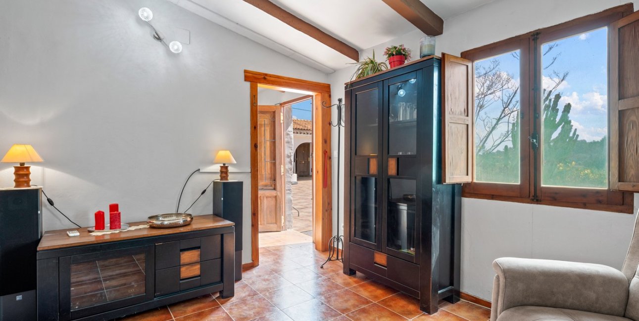 Resale - Country House -
La Nucia - La Nucia - Country