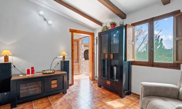 Resale - Country House -
La Nucia - La Nucia - Country