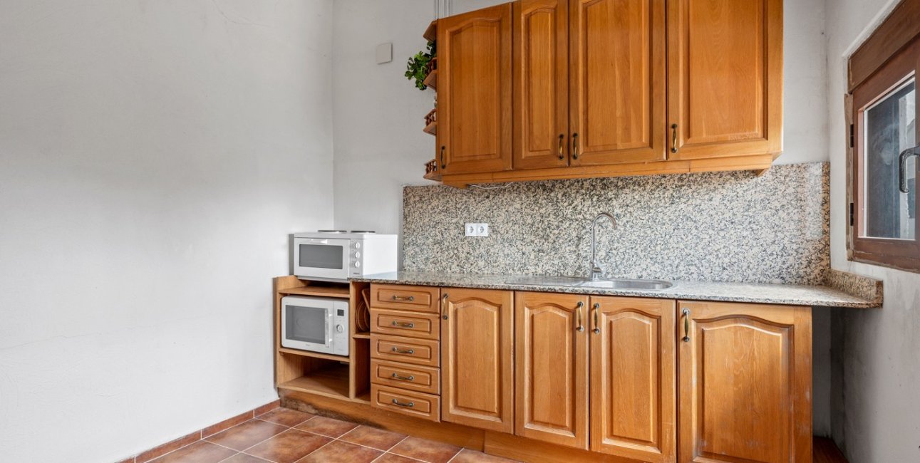 Resale - Country House -
La Nucia - La Nucia - Country