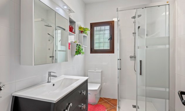 Resale - Country House -
La Nucia - La Nucia - Country