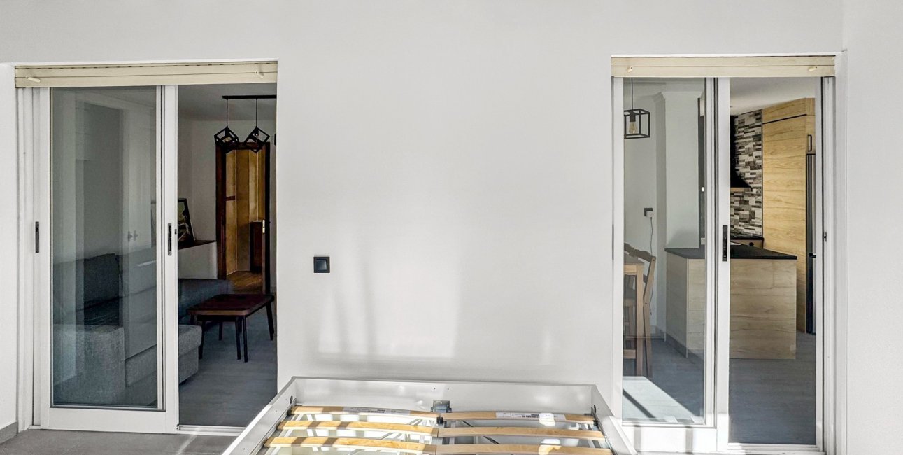 Resale - Apartment / flat -
Torrevieja - Torrevieja - Centre