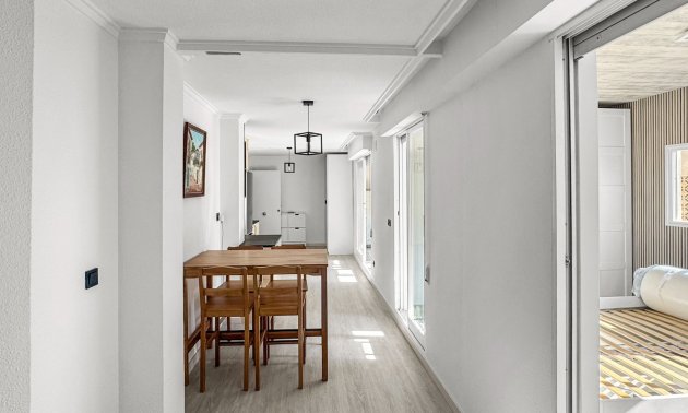 Resale - Apartment / flat -
Torrevieja - Torrevieja - Centre