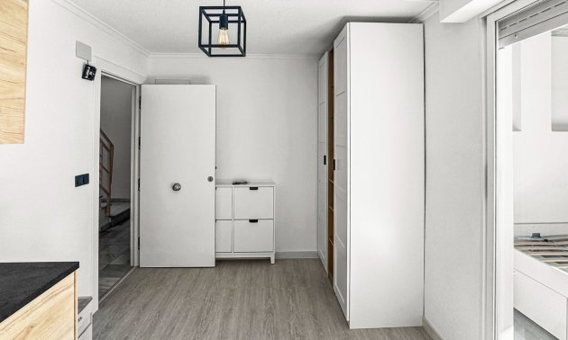 Resale - Apartment / flat -
Torrevieja - Torrevieja - Centre