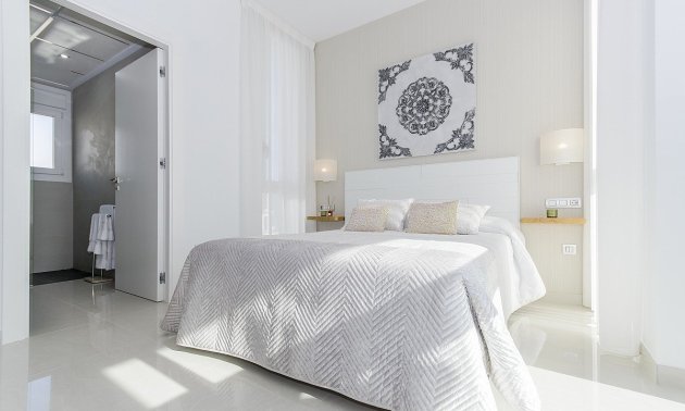 Obra nueva - Villa -
Los Montesinos - La Herrada