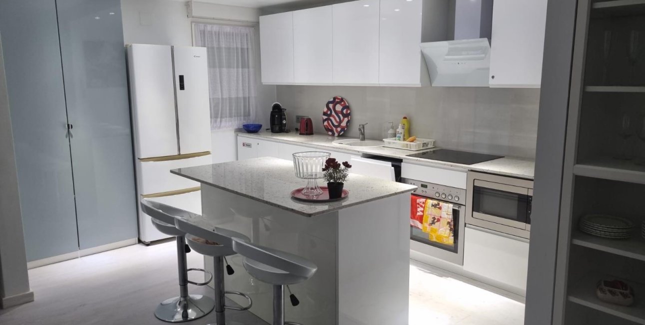 Resale - Apartment / flat -
Torrevieja - Playa Los Naufragos