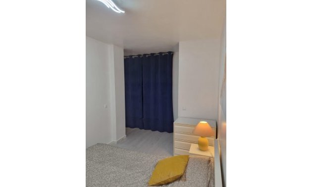 Resale - Apartment / flat -
Torrevieja - Playa Los Naufragos