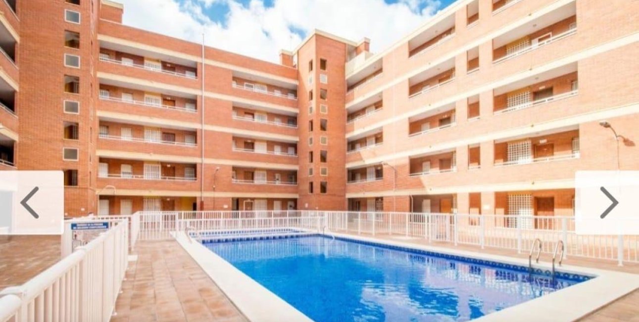 Resale - Apartment / flat -
Torrevieja - Playa Los Naufragos