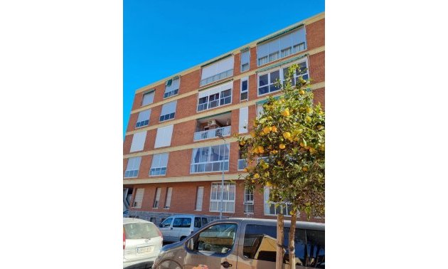 Resale - Apartment / flat -
Torrevieja - Playa Los Naufragos