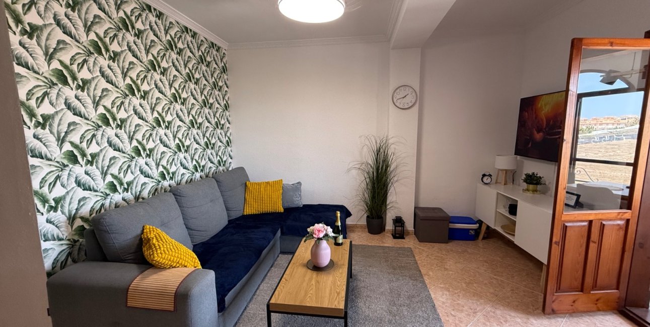 Resale - Apartment / flat -
Torrevieja - Torre La Mata