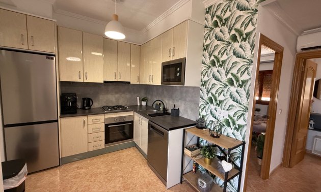 Resale - Apartment / flat -
Torrevieja - Torre La Mata