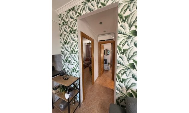 Resale - Apartment / flat -
Torrevieja - Torre La Mata