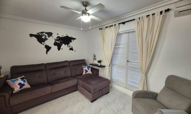 Resale - Apartment / flat -
Torrevieja - Torre La Mata