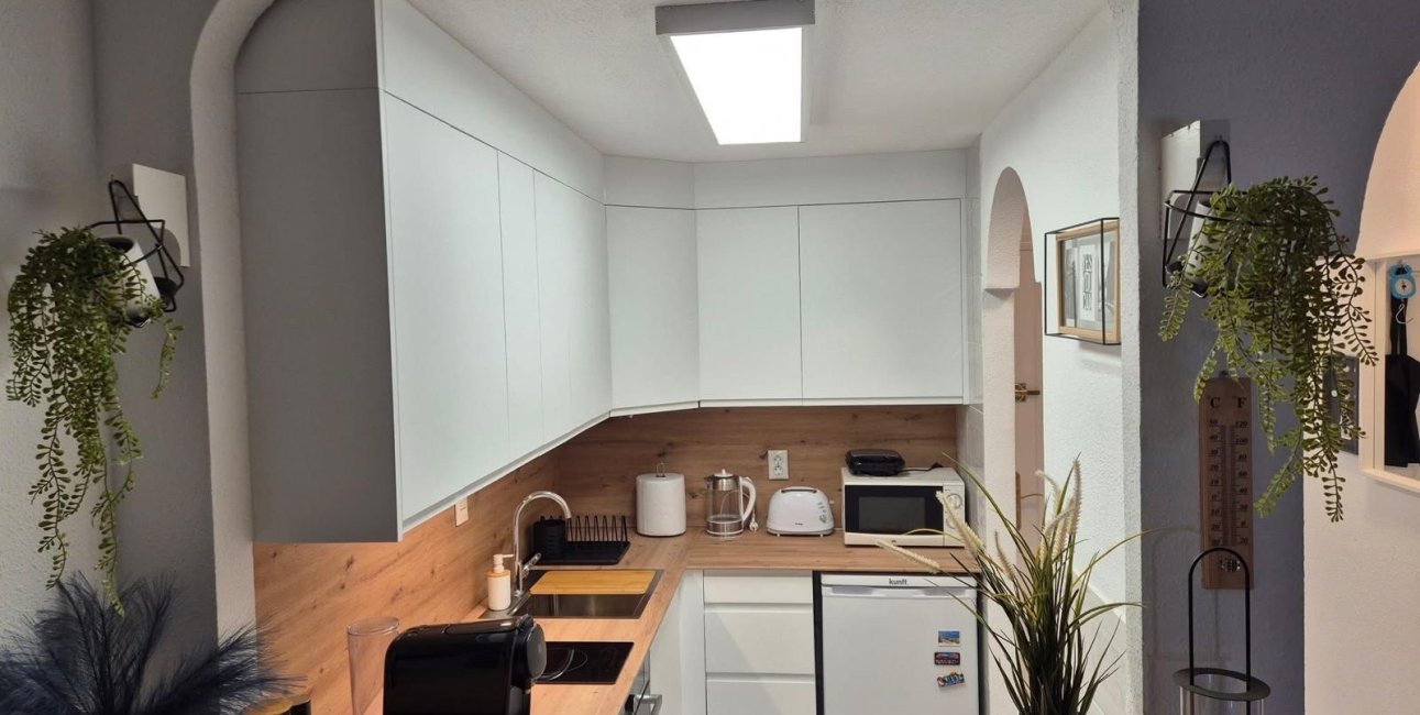 Resale - Apartment / flat -
Torrevieja - Torre La Mata