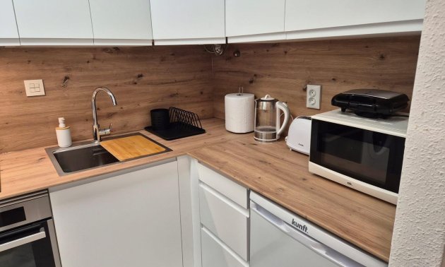 Resale - Apartment / flat -
Torrevieja - Torre La Mata