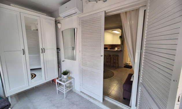 Resale - Apartment / flat -
Torrevieja - Torre La Mata