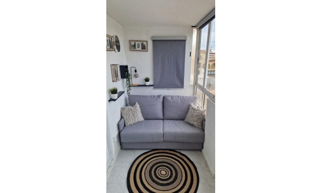 Resale - Apartment / flat -
Torrevieja - Torre La Mata