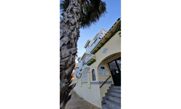 Resale - Apartment / flat -
Torrevieja - Torre La Mata