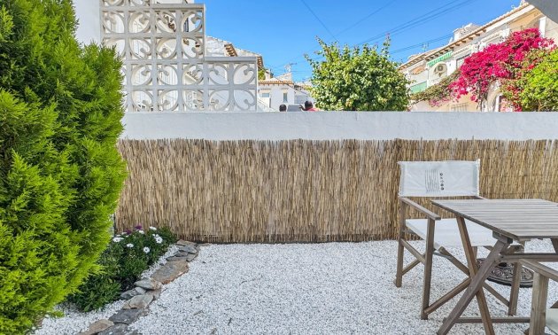 Resale - Apartment / flat -
Orihuela Costa - Los Balcones