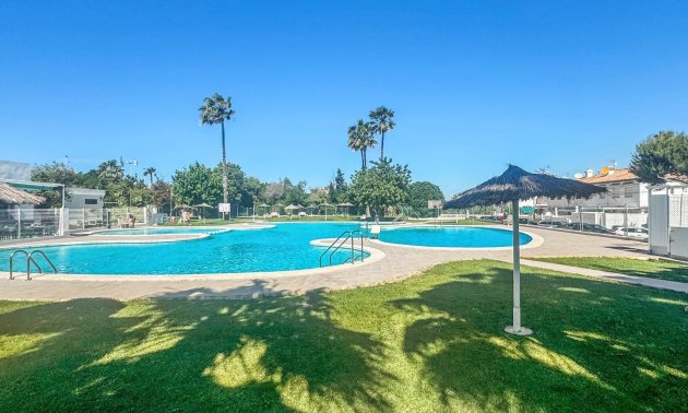 Resale - Apartment / flat -
Orihuela Costa - Los Balcones