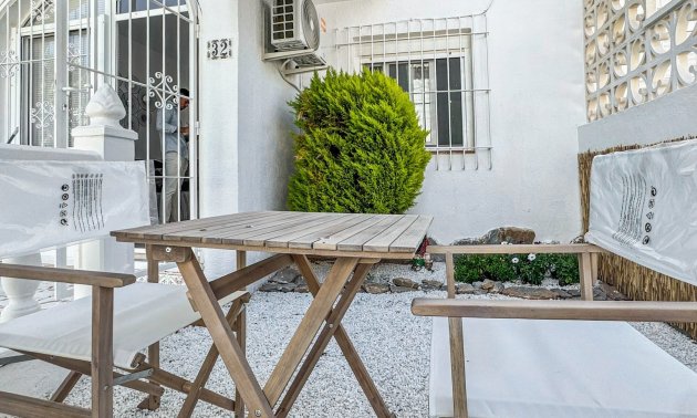 Resale - Apartment / flat -
Orihuela Costa - Los Balcones