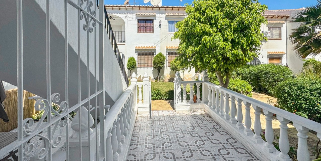 Resale - Apartment / flat -
Orihuela Costa - Los Balcones