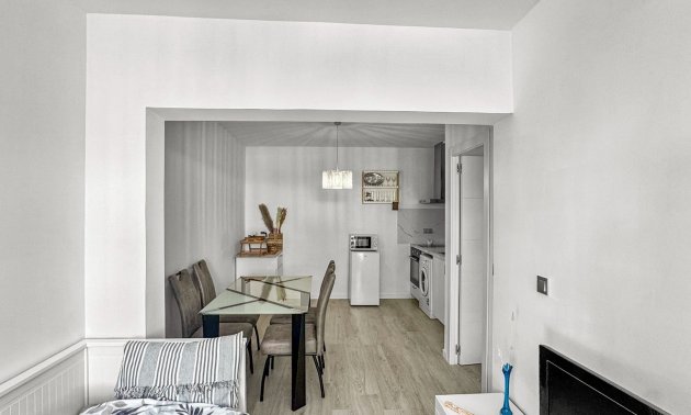 Resale - Apartment / flat -
Orihuela Costa - Los Balcones