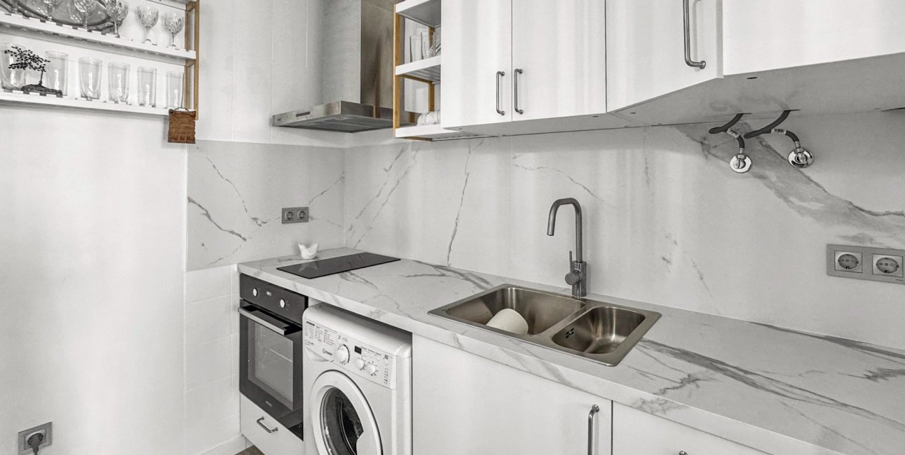 Resale - Apartment / flat -
Orihuela Costa - Los Balcones