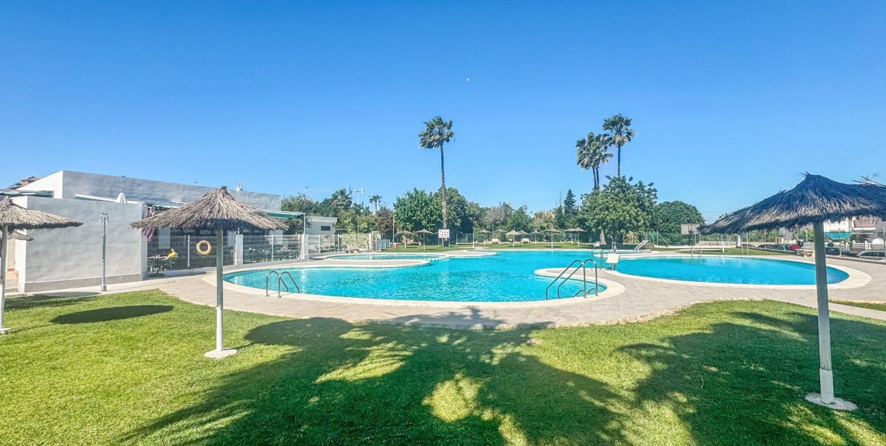 Resale - Apartment / flat -
Orihuela Costa - Los Balcones