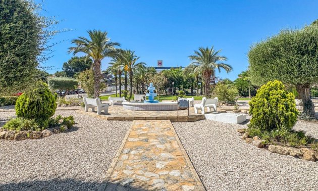 Resale - Apartment / flat -
Orihuela Costa - Los Balcones