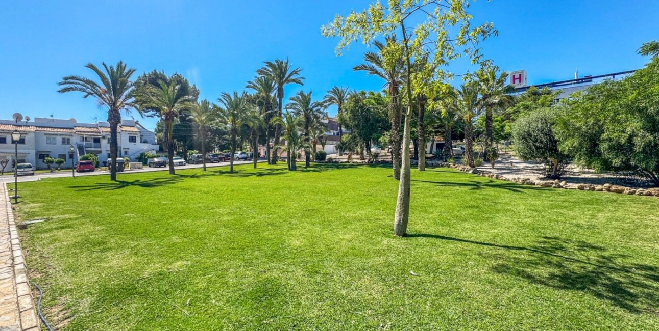 Resale - Apartment / flat -
Orihuela Costa - Los Balcones