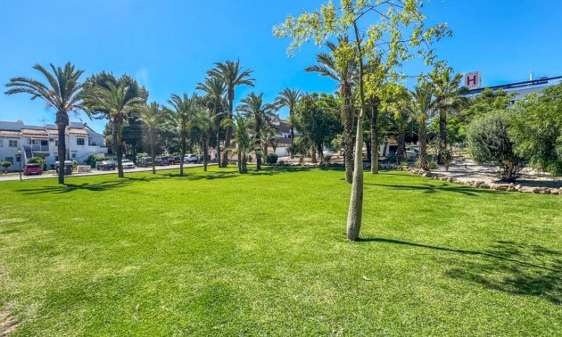 Resale - Apartment / flat -
Orihuela Costa - Los Balcones
