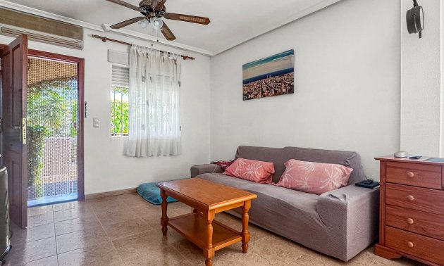 Resale - Townhouse -
Orihuela Costa - La Florida