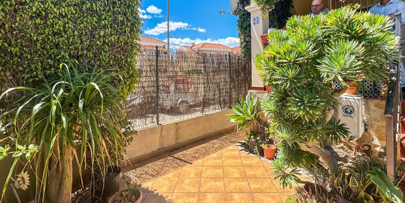 Resale - Townhouse -
Orihuela Costa - La Florida