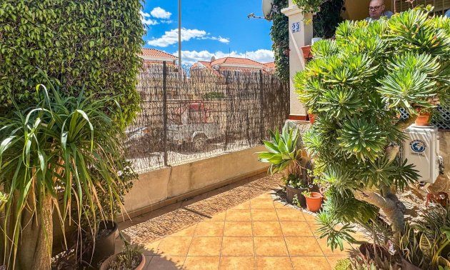 Resale - Townhouse -
Orihuela Costa - La Florida