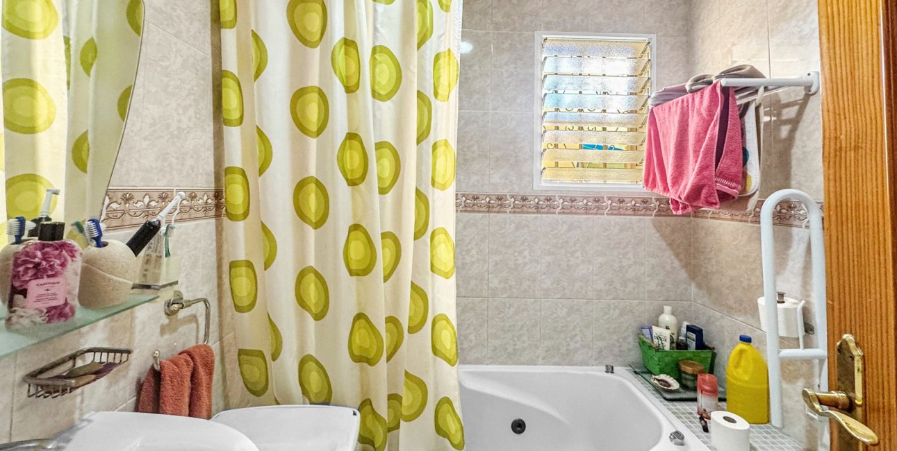 Resale - Townhouse -
Orihuela Costa - La Florida