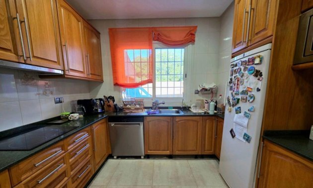 Resale - Villa -
Dehesa de campoamor - Campoamor