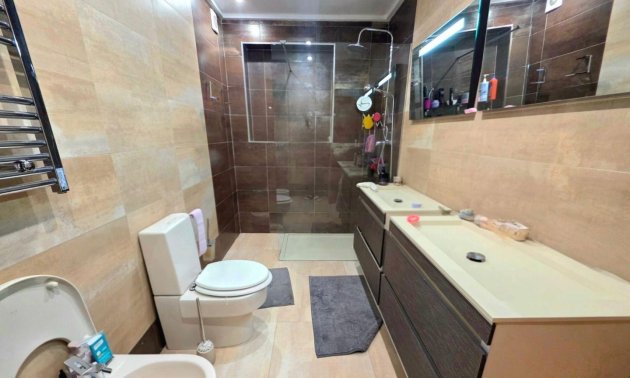 Resale - Villa -
Dehesa de campoamor - Campoamor