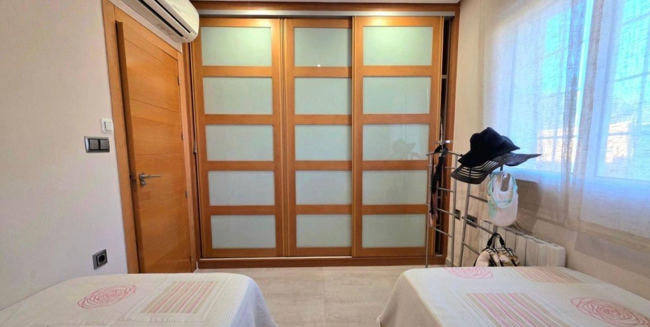 Resale - Villa -
Dehesa de campoamor - Campoamor
